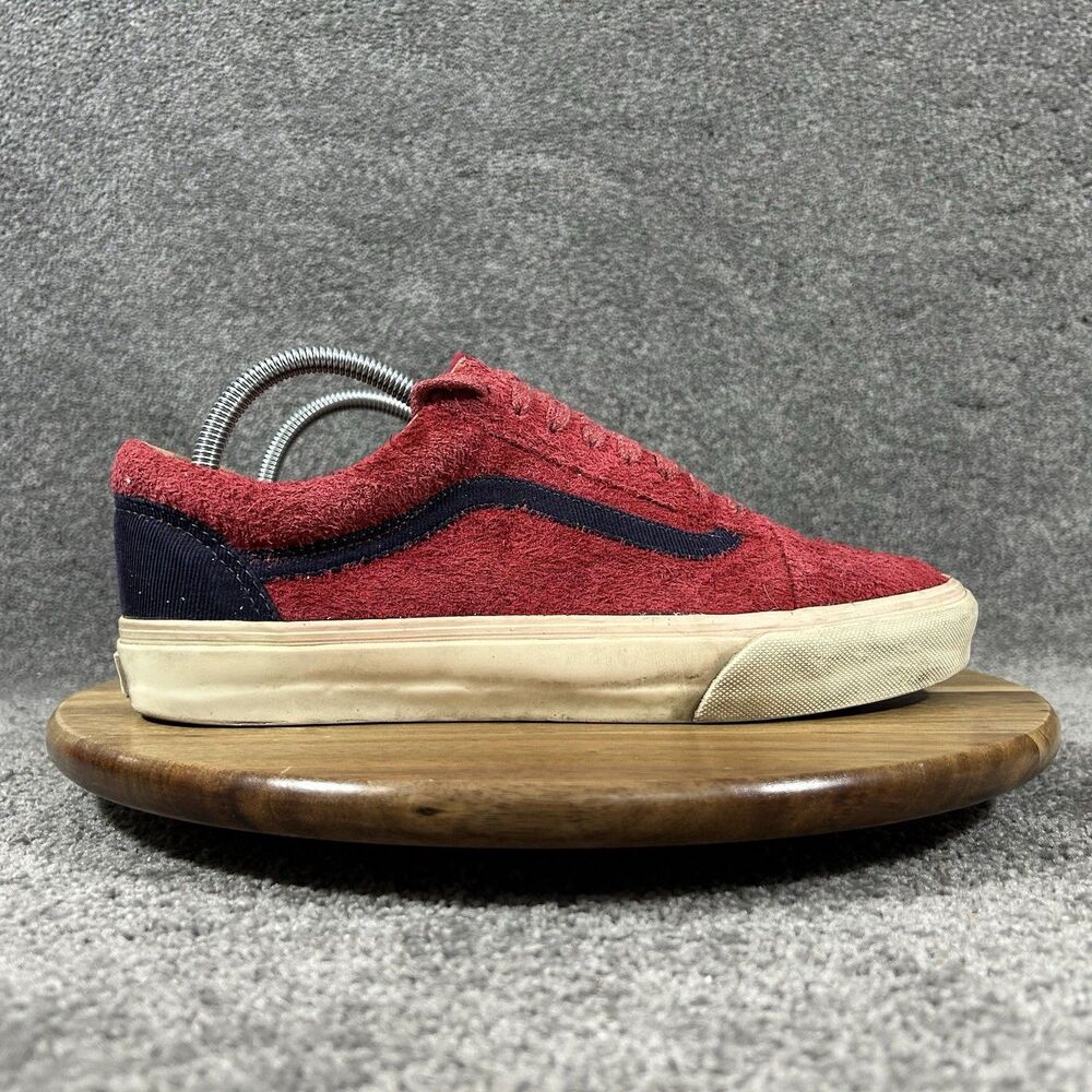 VANS Old Skool Reissue Men's Size 9 Red Hairy Suede Athletic Skate Shoes Used